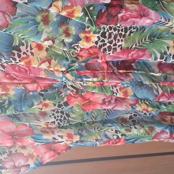 Khushbu womens free size sheer tunic or swim suit cover gorgeous print - Picture 2 of 6